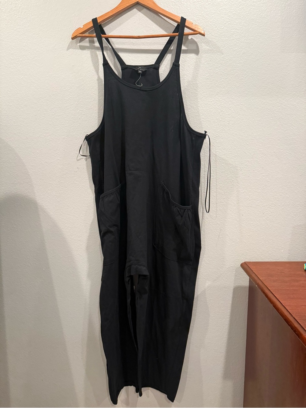 Black romper Wide-Leg with front pockets size large